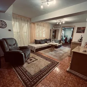 https://queen-olgas-street-appartment.hotels-of-thessaloniki.com